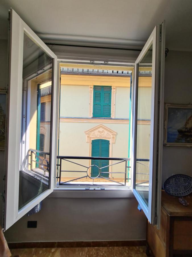 Una Finestra Su Rapallo By Portofinovacanze Exterior photo